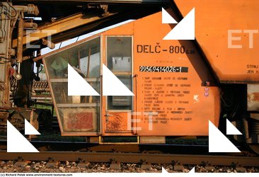 Photo reference of machine repair railway