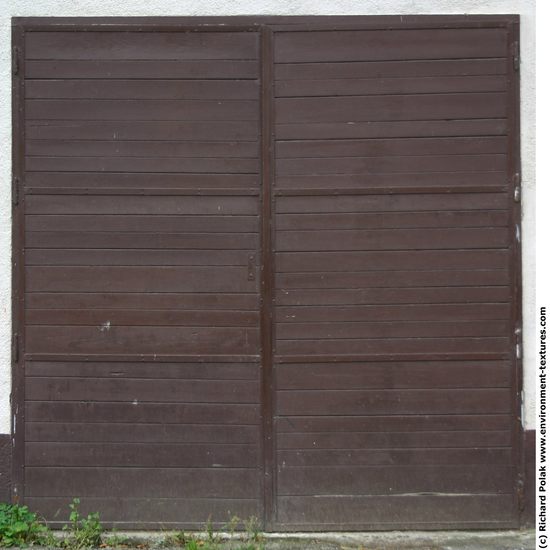 Double Wooden Doors