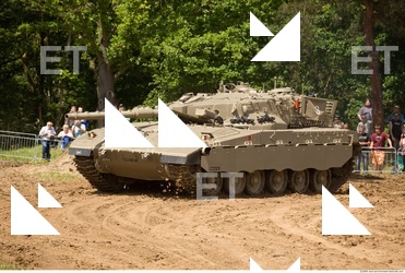 Photo Reference of Tank