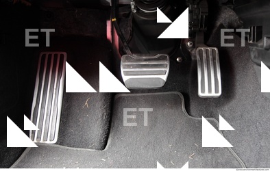 Photo Reference of Nissan GTR Interior