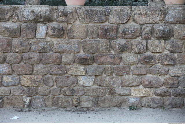 Mixed Size Walls Stones