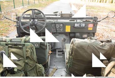 interior army vehicle veteran jeep 0037