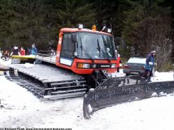 Photo References of Snow Ratrak