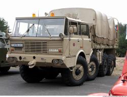 Photo Reference of Truck Combat 