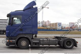 Photo Reference of Truck