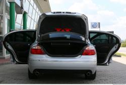 Photo Reference of Jaguar S-type